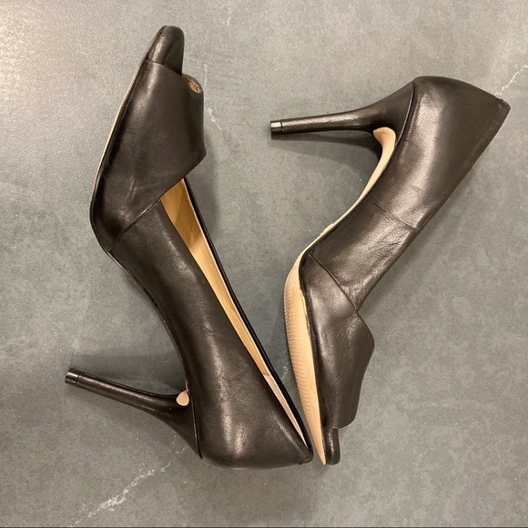 Ann Taylor sz 6 black leather peeptoe heels - Picture 6 of 16